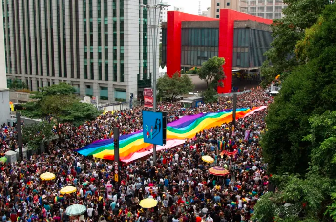 onde se hospedar parada lgbt
